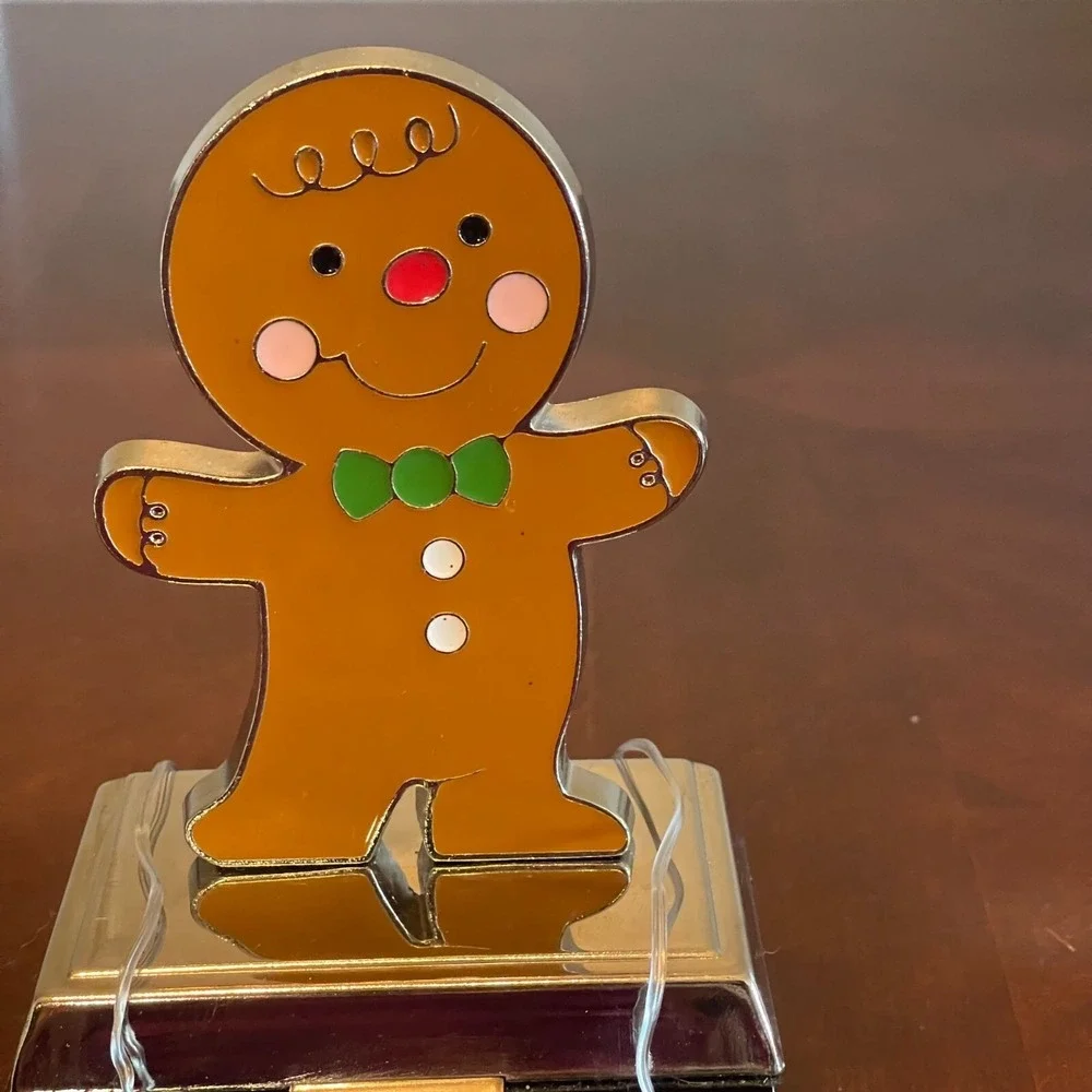 Gingerbread Man Stocking Holder The Christmas Shoppe Gold Metal Holiday‎ Decor
